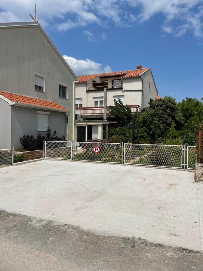 La Storia - Holiday Apartment House زادار المظهر الخارجي الصورة